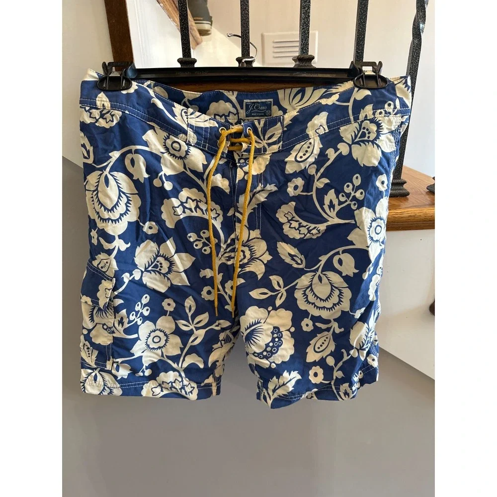 j crew blue hawiian swim trunks‎ 32